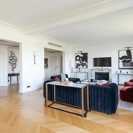 Bed & Breakfast Hauts-de-seine Eiffel Tower *